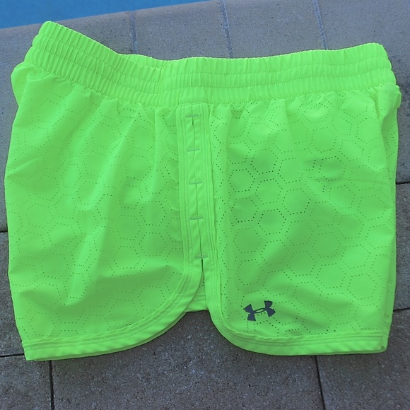 women's under armor shorts